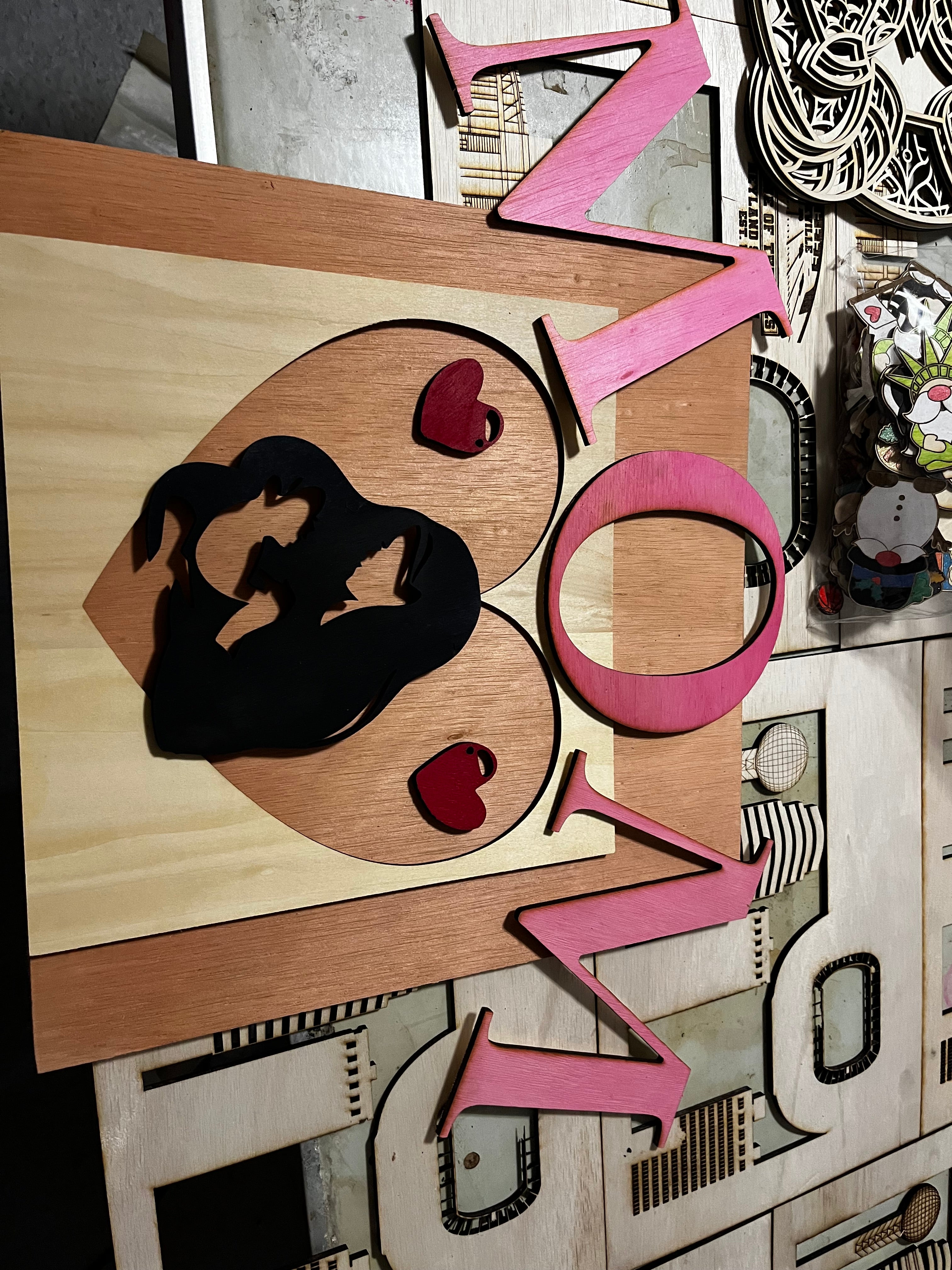 Mothers love wall sign